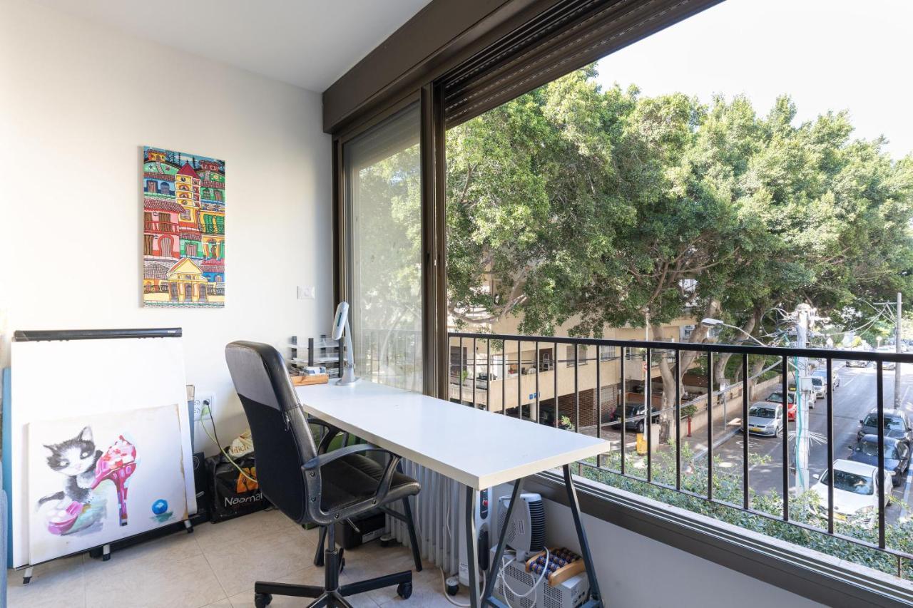Cozy 3Br Apt W Big Windows 5 Min Walk From Beach With Shelter By Sea N' Rent 텔아비브 외부 사진