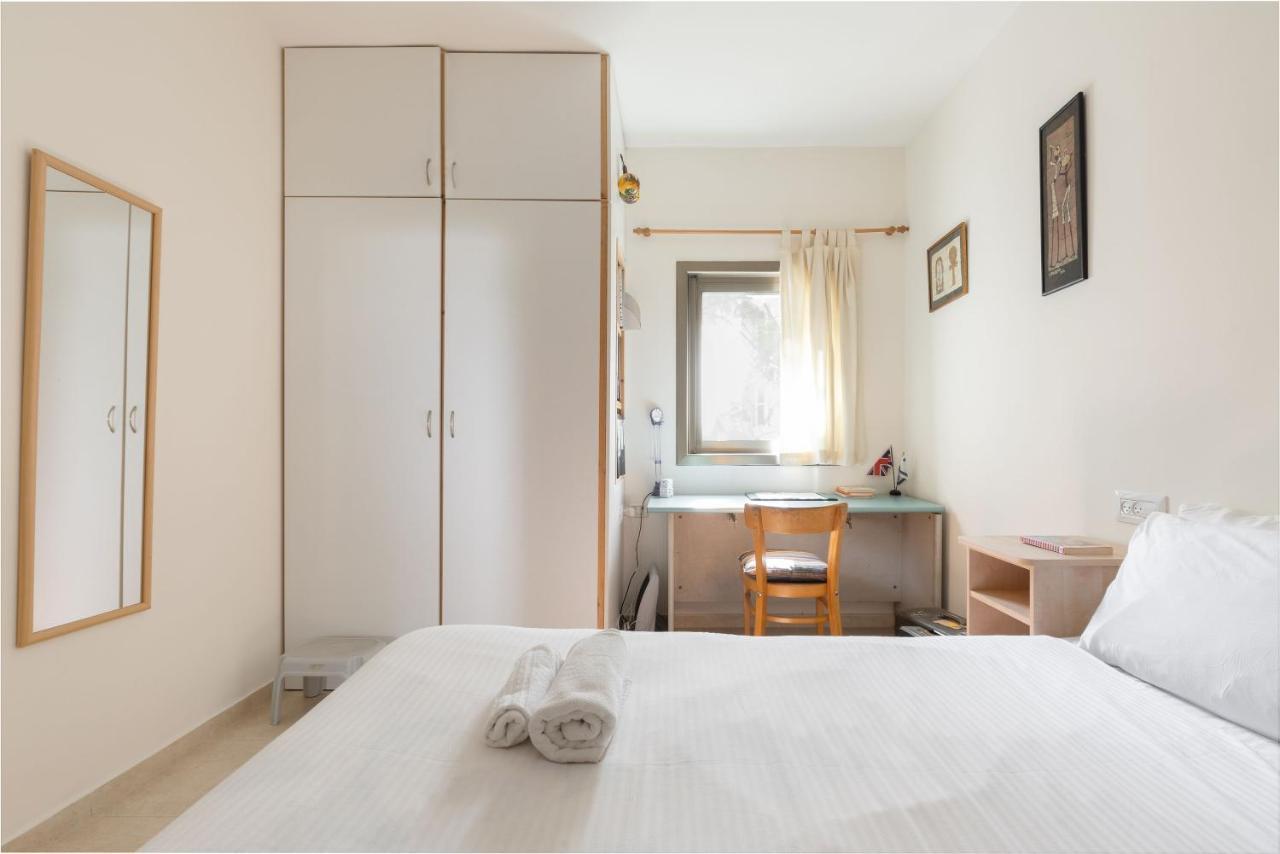 Cozy 3Br Apt W Big Windows 5 Min Walk From Beach With Shelter By Sea N' Rent 텔아비브 외부 사진