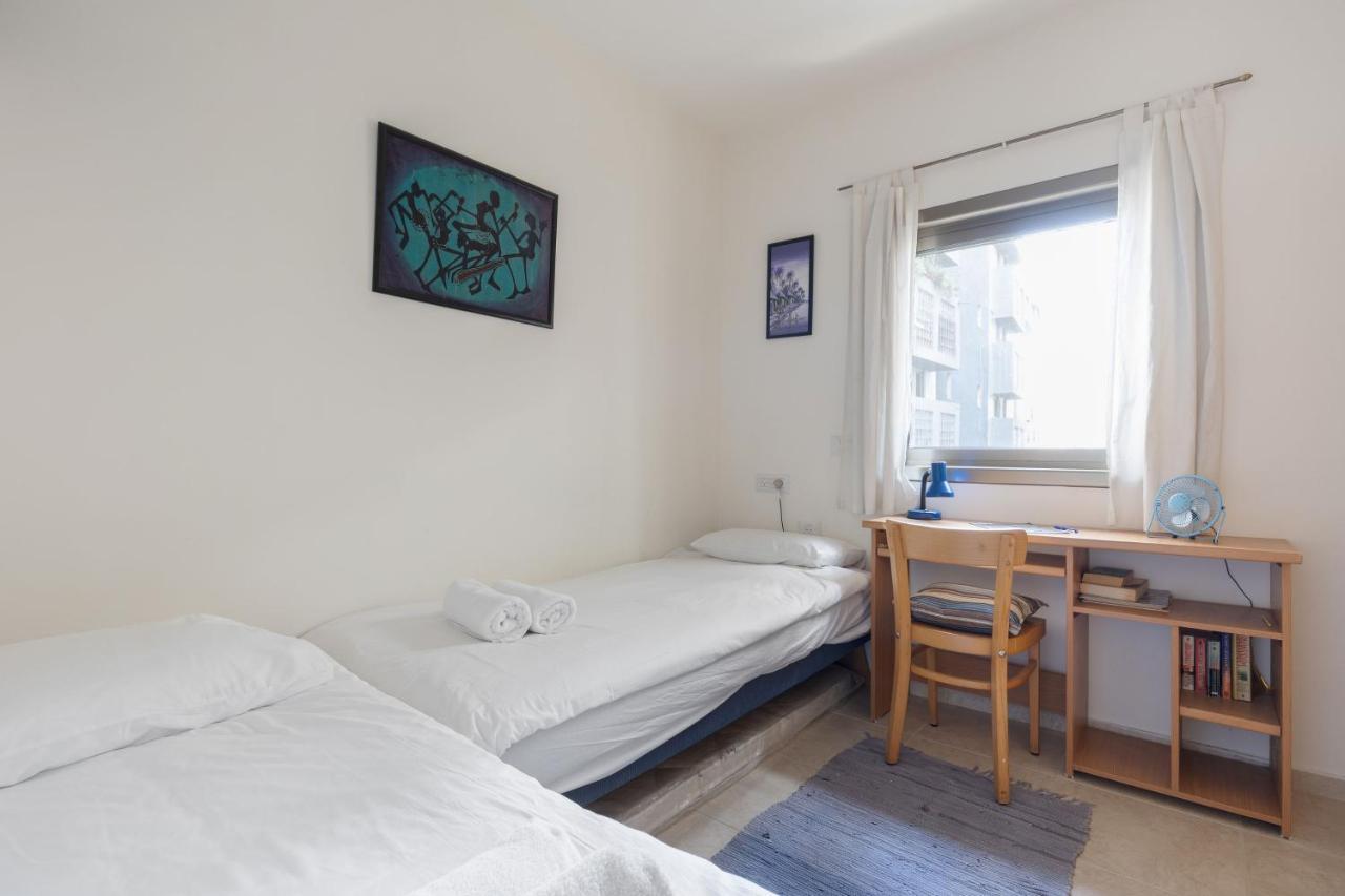 Cozy 3Br Apt W Big Windows 5 Min Walk From Beach With Shelter By Sea N' Rent 텔아비브 외부 사진