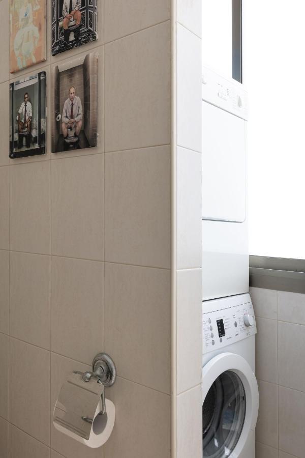 Cozy 3Br Apt W Big Windows 5 Min Walk From Beach With Shelter By Sea N' Rent 텔아비브 외부 사진